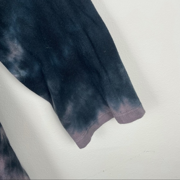 We The Free Oversized Tie Dye Crew Neck long Sleeve Top Size XS - Picture 6 of 8